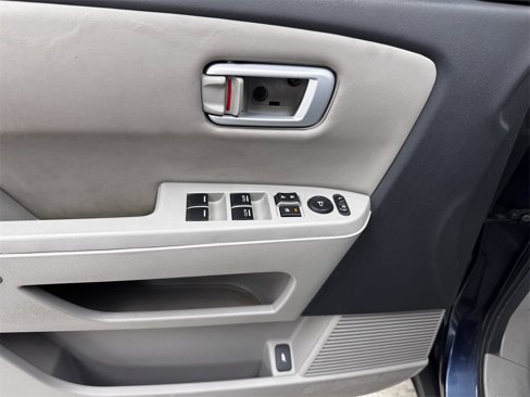 Used 2011 Honda Pilot EX-L image 17