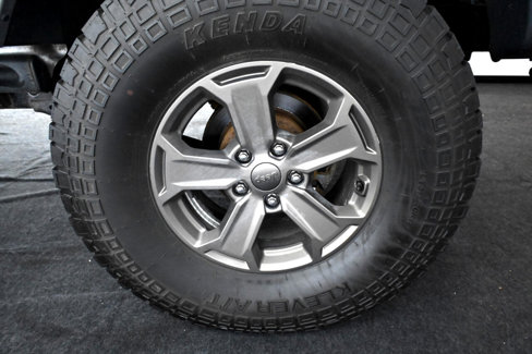 Used 2018 Jeep Wrangler Unlimited Sport image 41