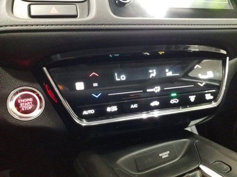 Used 2021 Honda HR-V EX image 10