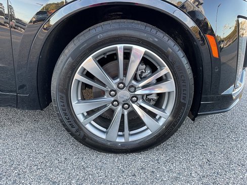 Used 2021 Cadillac XT6 Premium Luxury w/ Platinum Package image 17