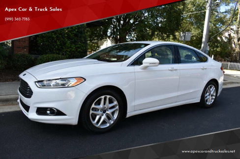 Used 2016 Ford Fusion SE w/ Equipment Group 202A image 1