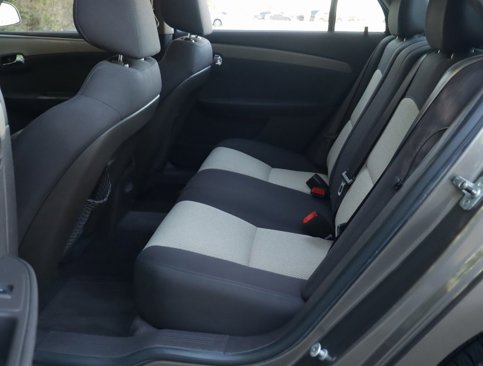 Used 2010 Chevrolet Malibu LS image 21
