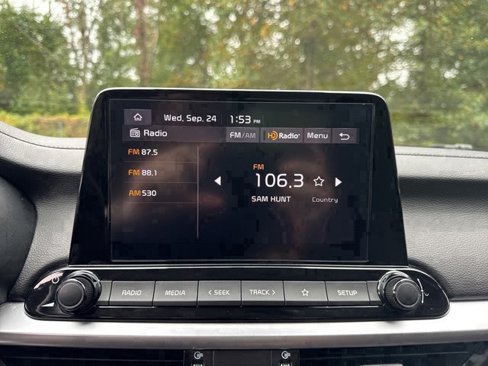 Used 2023 Kia Forte LXS w/ LXS Technology Package image 27
