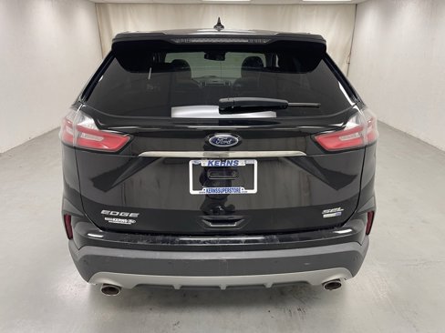 Used 2019 Ford Edge SEL w/ Equipment Group 201A image 4