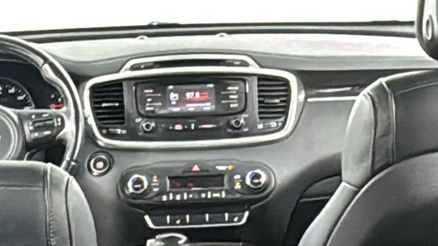 Used 2016 Kia Sorento EX w/ EX Premium Package image 17