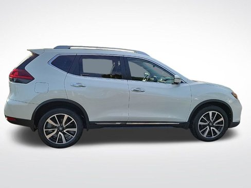 Used 2019 Nissan Rogue SL w/ Premium Package image 6