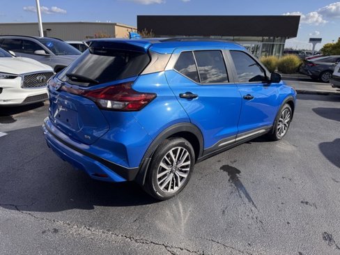 Used 2021 Nissan Kicks SR image 5