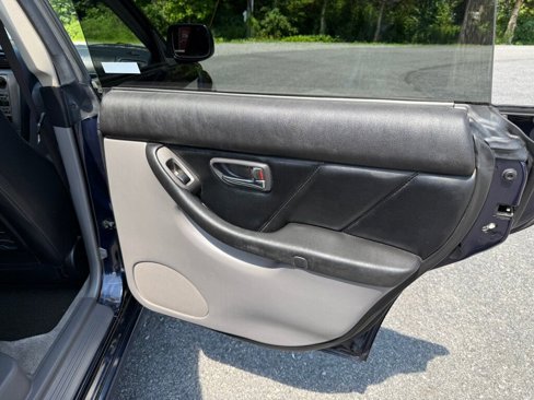 Used 2005 Subaru Baja Turbo image 35