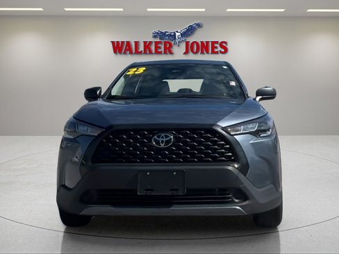 Used 2023 Toyota Corolla Cross L image 8