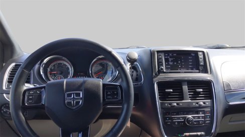 Used 2018 Dodge Grand Caravan SXT w/ Driver Convenience Group image 27
