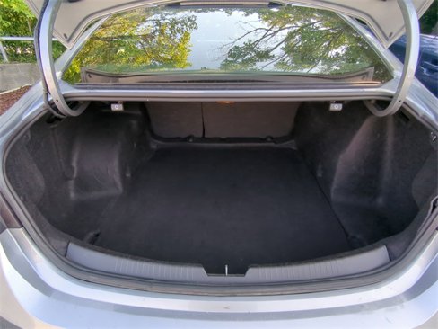 Used 2023 Chevrolet Malibu LT image 29