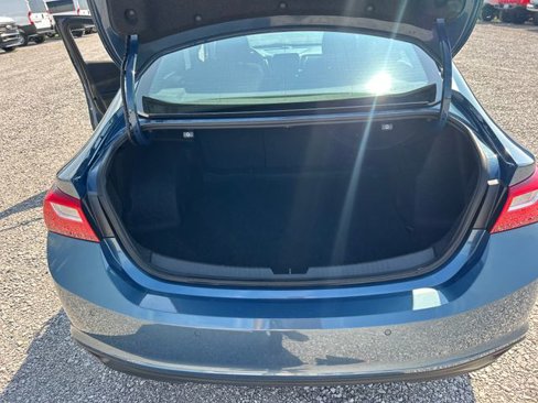 Used 2024 Chevrolet Malibu LT image 37
