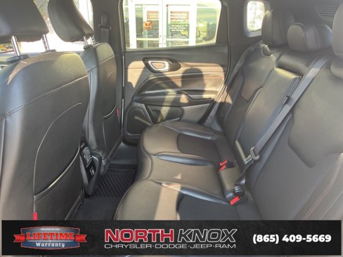 Used 2024 Jeep Compass Trailhawk image 14