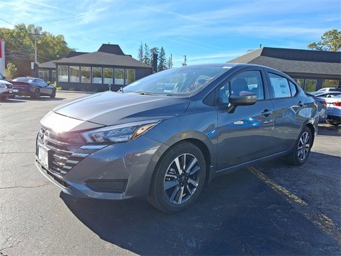 New 2025 Nissan Versa SV image 2