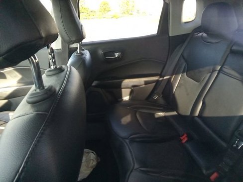 Used 2020 Jeep Compass Limited image 16