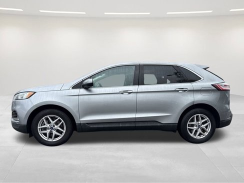 Used 2021 Ford Edge SEL image 2