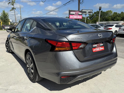 Used 2024 Nissan Altima 2.5 S image 9