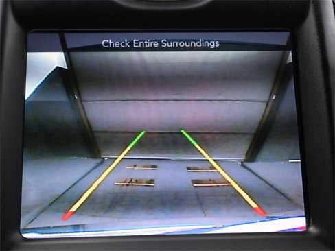Used 2016 Chrysler 300 C image 21