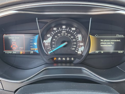 Used 2018 Ford Fusion SE w/ Fusion SE Technology Package image 23