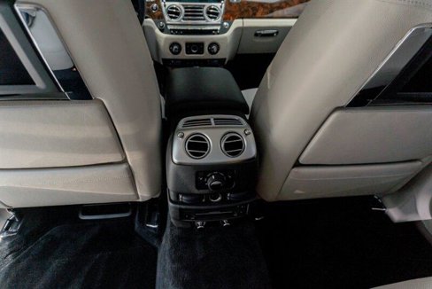 Used 2012 Rolls-Royce Ghost image 57