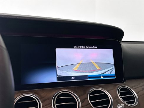 Used 2020 Mercedes-Benz E 350 4MATIC Sedan image 16