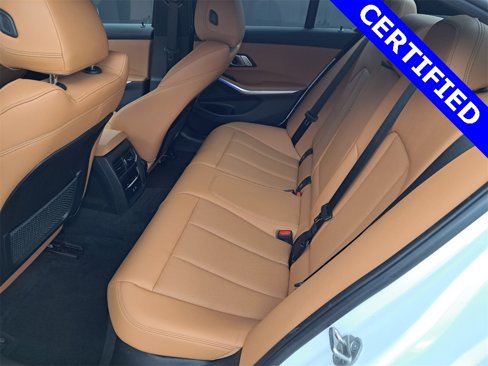 Certified 2022 BMW 330i Sedan w/ M Sport Package image 10