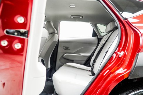 Used 2024 Hyundai Kona SEL image 33
