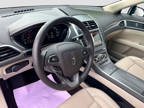 Used 2019 Lincoln MKZ Reserve image 10