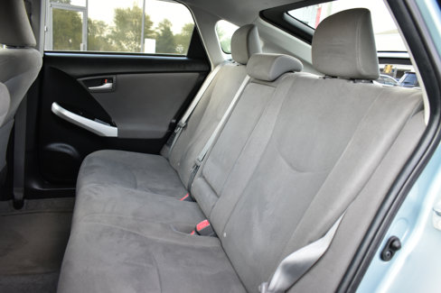 Used 2015 Toyota Prius Three image 28