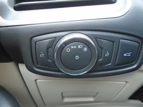 Used 2015 Ford Edge Titanium w/ Technology Package image 21