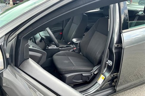 Used 2018 Ford Focus SE image 27