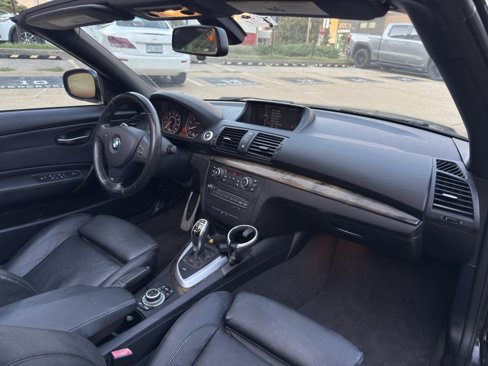 Used 2012 BMW 135i Convertible image 28