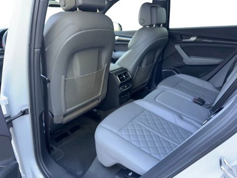 Used 2019 Audi SQ5 Prestige image 17