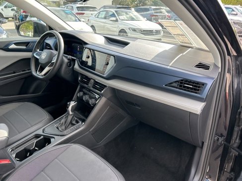 Used 2024 Volkswagen Taos SE image 39