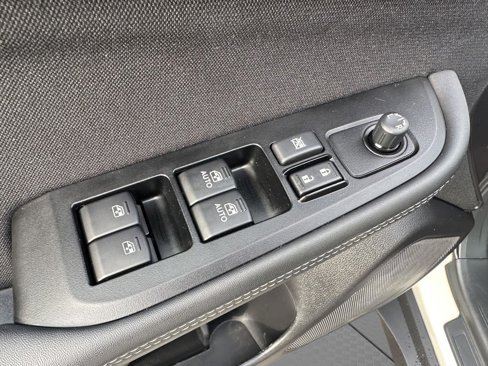 Used 2017 Subaru Outback 2.5i Premium image 7