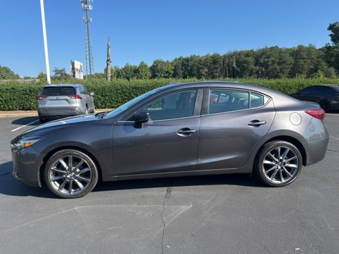 Used 2018 MAZDA MAZDA3 Grand Touring w/ Premium Equipment Package image 8