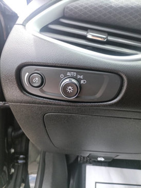 Used 2020 Chevrolet Malibu LS image 17