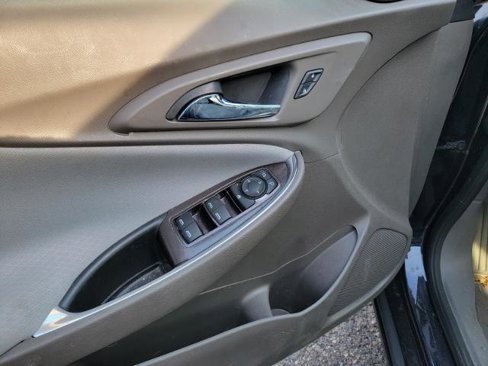 Used 2022 Chevrolet Malibu LT image 19