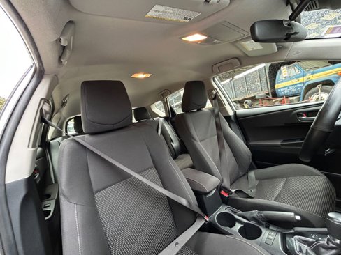 Used 2017 Toyota Corolla iM image 27