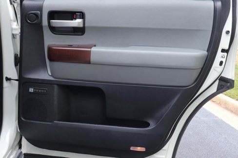 Used 2014 Toyota Sequoia Platinum image 24