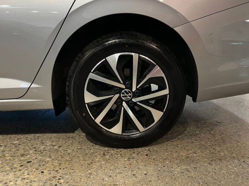 Used 2024 Volkswagen Jetta S image 28