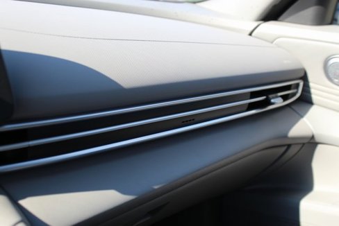 New 2025 Hyundai Elantra Sport image 23
