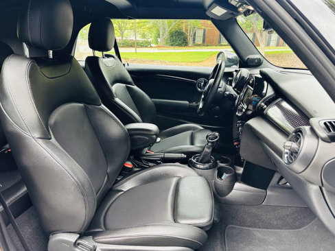 Used 2017 MINI Cooper S image 26