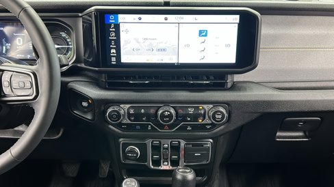 Used 2024 Jeep Wrangler Unlimited w/ Convenience Group image 20