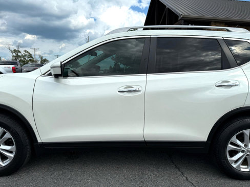 Used 2015 Nissan Rogue SV w/ SV Premium Package image 36