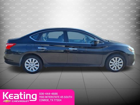Used 2016 Nissan Sentra S image 4