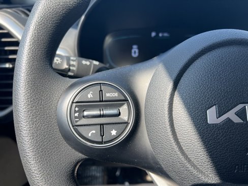 Used 2024 Kia Soul LX w/ Option Group 015 image 37