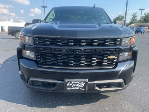 Used 2020 Chevrolet Silverado 1500 Custom w/ Custom Value Package image 9