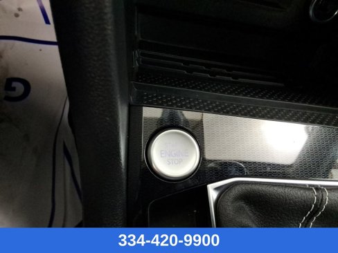 Used 2025 Volkswagen Taos SE w/ Panoramic Sunroof Package image 27