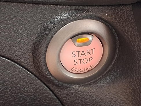 Used 2017 Nissan Sentra SV image 16